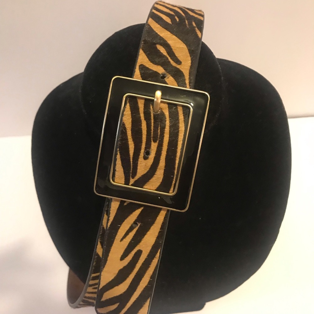 Chico’s Animal print belt